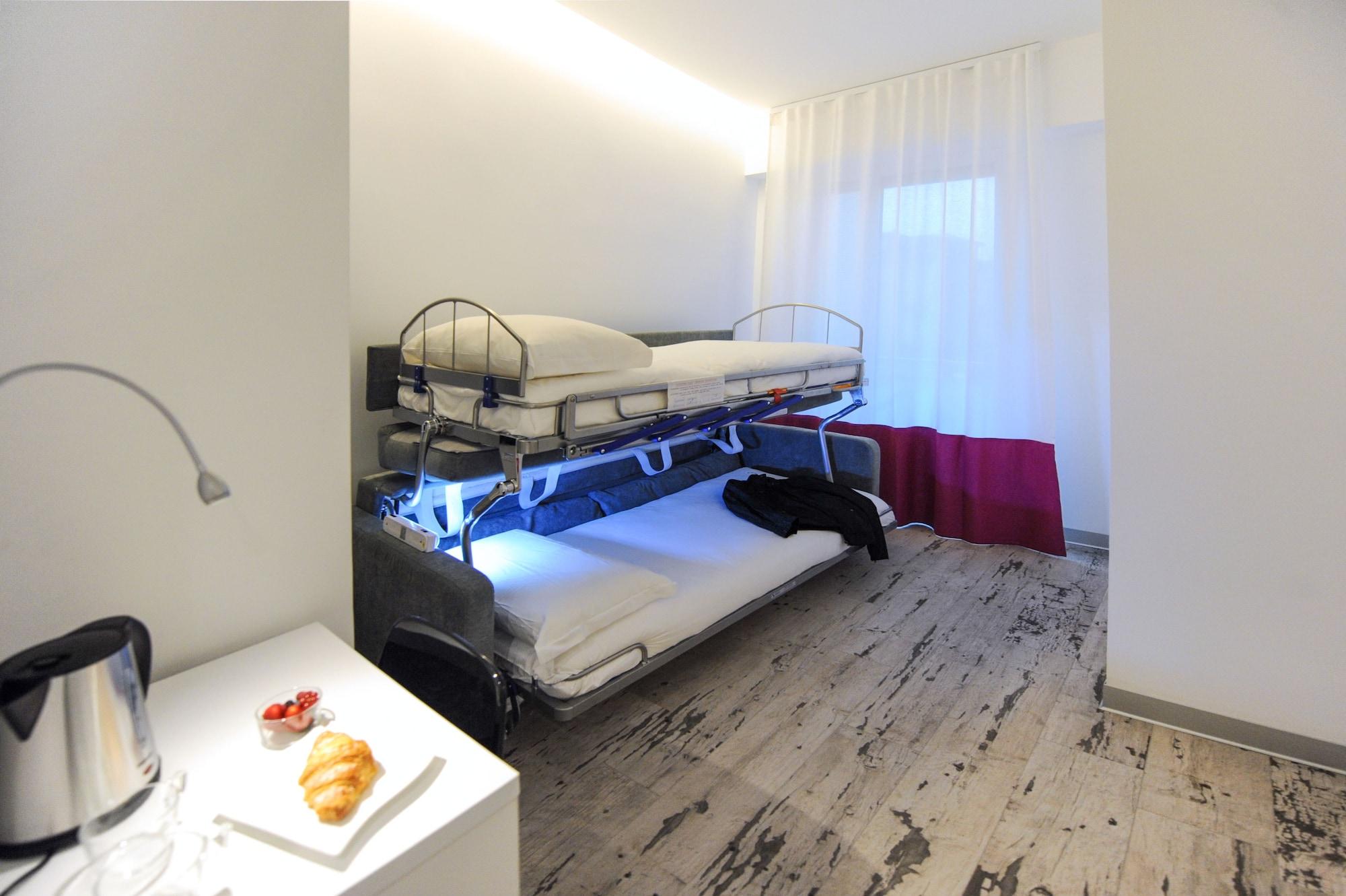 Hotel Lampara Линяно Сабиадоро Екстериор снимка