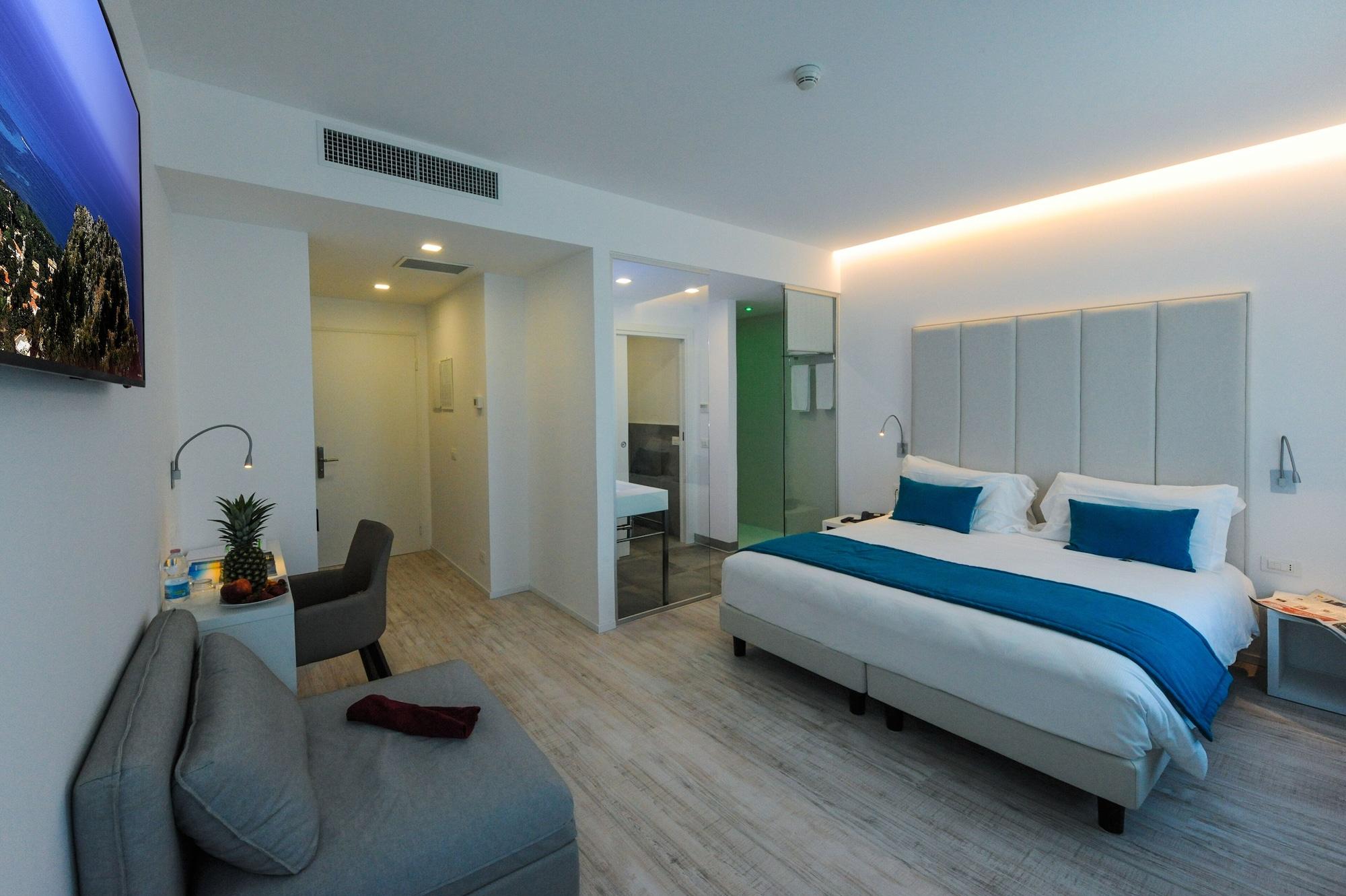 Hotel Lampara Линяно Сабиадоро Екстериор снимка